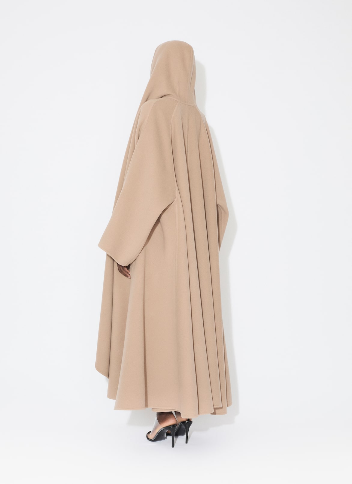 CASHMERE-BLEND HOODED CAPE ALAÏA CAMEL CASHMERE-BLEND HOODED CAPE